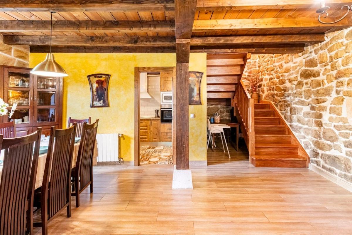 Casa De Pueblo Las Golondrinas De Luena San Miguel de Luena Экстерьер фото